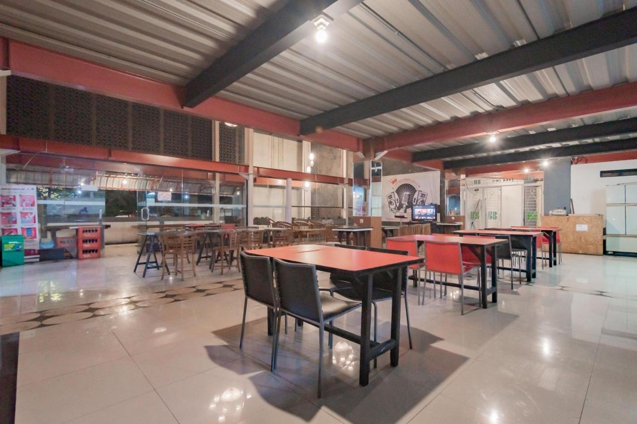 Reddoorz Syariah At Cigadung Raya Street Hotell Bandung Exteriör bild